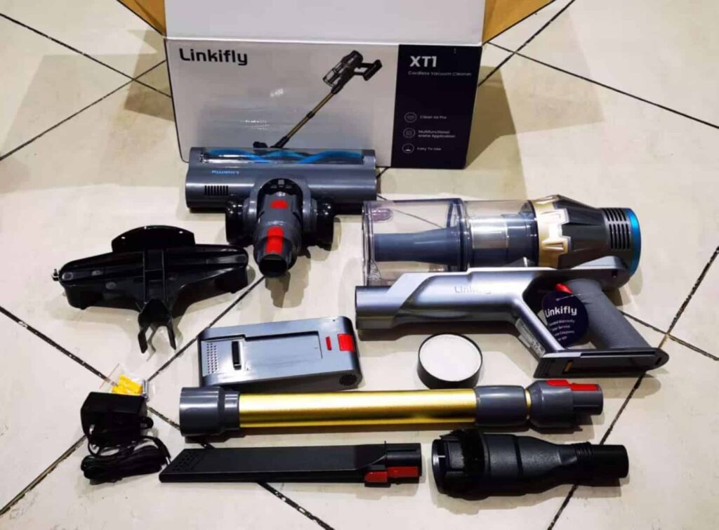 view of our own purchase linkifly xt1 cordless vacuum cleaner uk under £100 unboxing package arrival several weeks to month